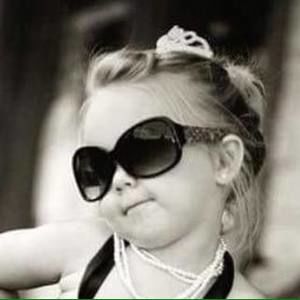 Meet your Posher, Deborah